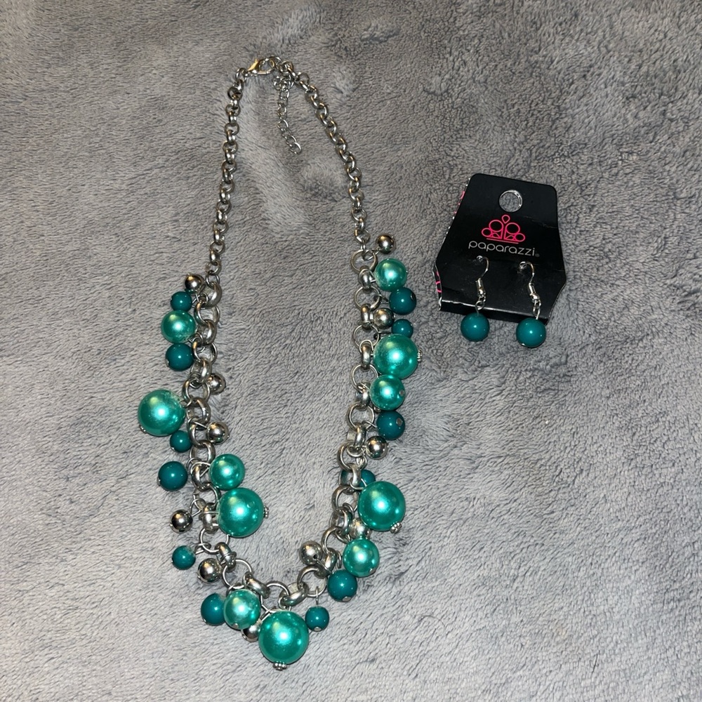 Paparazzi Silver Necklace/Earrings Set with Teal Accents